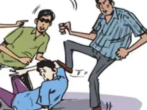 शो रूम में मैनेजर पर हमला, कम्प्यूटर मॉनीटर भी तोड़ा