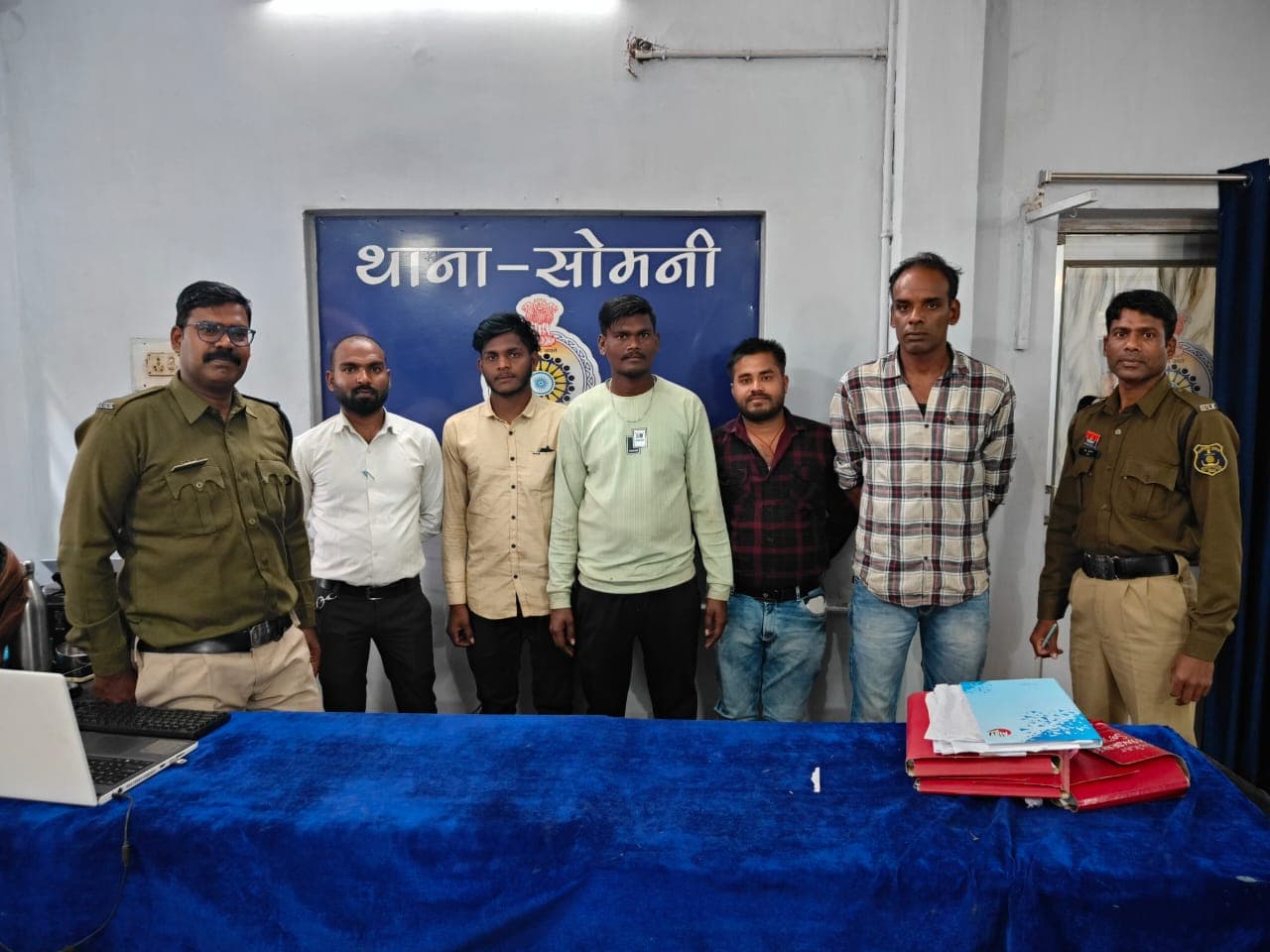 मनगटा में एक सप्ताह में पुलिस की दूसरी कार्रवाई...अवैध शराब व तेज डीजे पर ज़ीरो टॉलरेंस 53 रिसॉर्ट्स पर एक साथ छापा